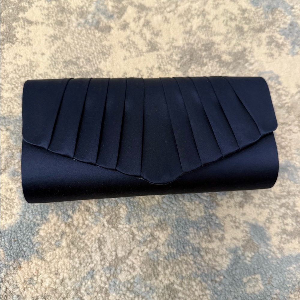 Kate Laundry Clutch, like new!